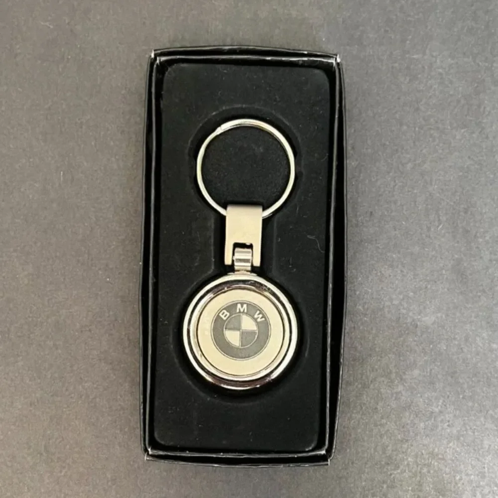 BMW Dealer Classic Metal Keychain Logo Key Chain New In Box